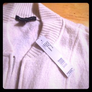 100% wool sweater jacket never worn.