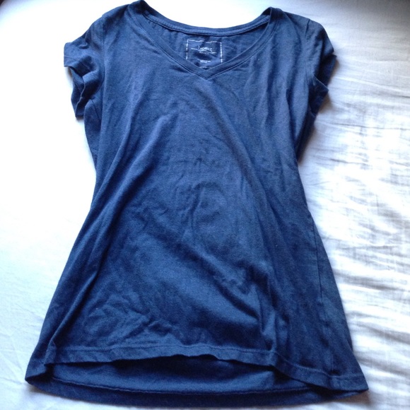Nollie V-Neck