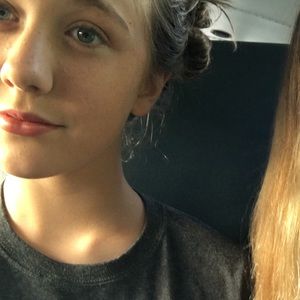 Meet your Posher, Keri