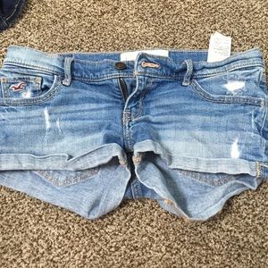 Medium Wash Hollister Short
