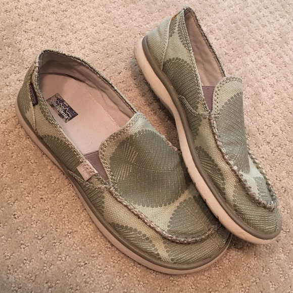 Patagonia women's casual shoe. Excellent condition