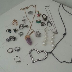 Assorted jewelry bundle