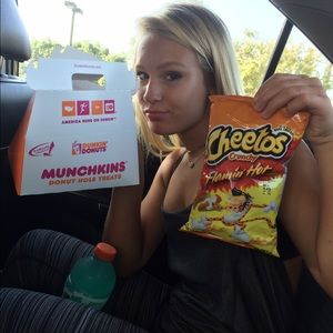 Meet your Posher, Julia