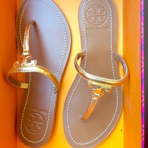 NWOT/ Tory Burch Metallic Gold Sandal sz 5.5
