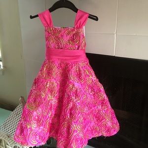 Young Girls Party Dress