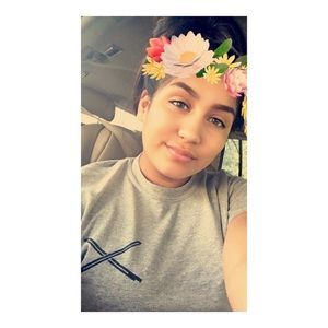 Meet your Posher, Celeste