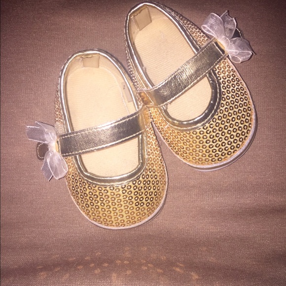 Adorable baby bling shoes!