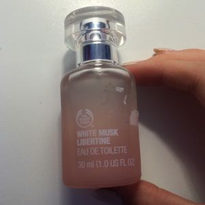 White Musk perfume