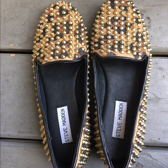 Steven Madden spiked flats