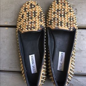 Steven Madden spiked flats