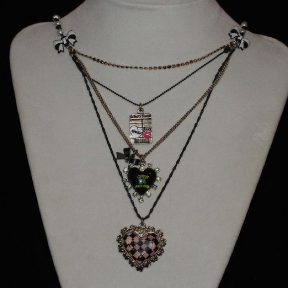 Betsey Johnson Jewelry - Rare Betsey Johnson Diner Necklace