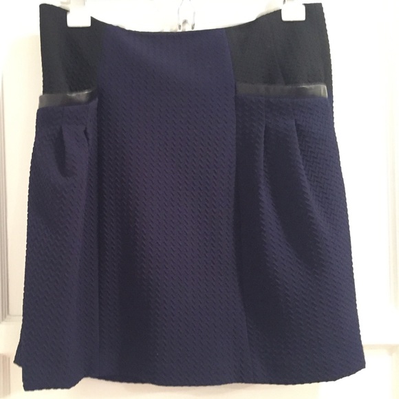 Nanette Lepore blue skirt with black leather - Picture 1 of 4