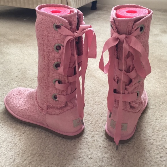 heirloom uggs size 7 heirloom uggs size 7