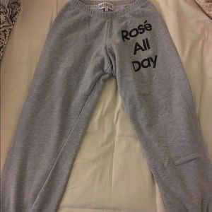 Rose all day sweat pants sz XS