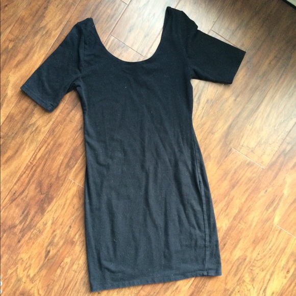 ON SALE! 💰 Body Hugging Dress