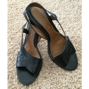 EUC Enzo Angiolini Black Slingback Leather Heels