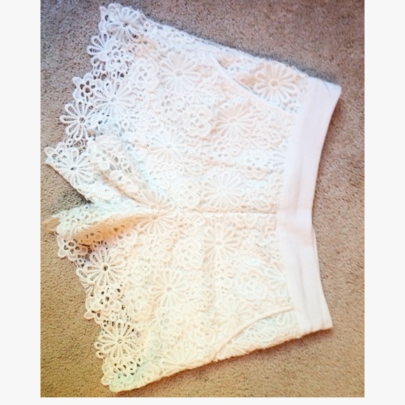 White lace shorts