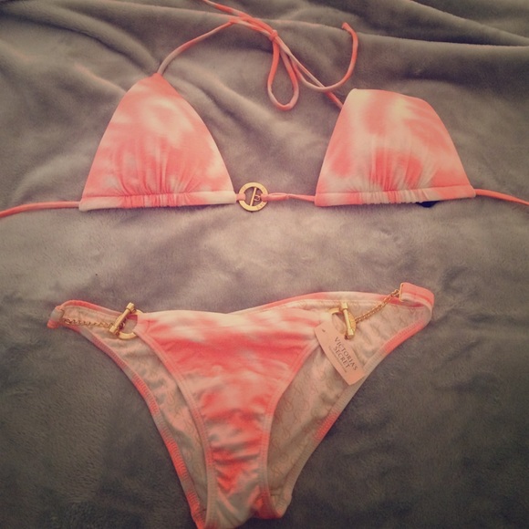 Victoria's Secret bikini