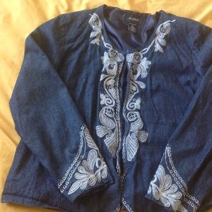 EMBROIDERED DENIM JACKET