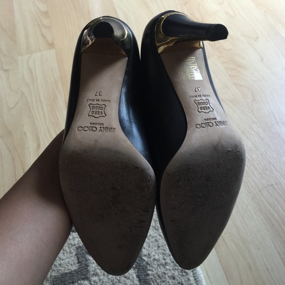 Authentic Jimmy Choo round toe pumps Size 37 - Picture 4 of 4