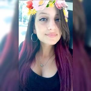 Meet your Posher, Bethany