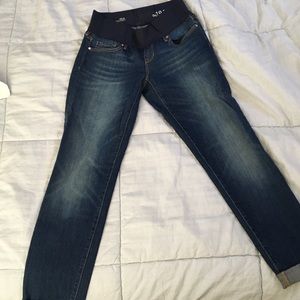 Gap maternity jeans