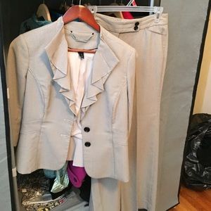 WHBM pant suit