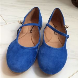 *SOLD* Free People blue suede flats