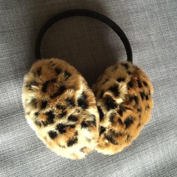 leopard ear puff