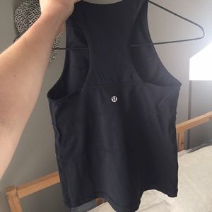 LuluLemon tank w/built in bra
