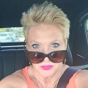 Meet your Posher, Cindi