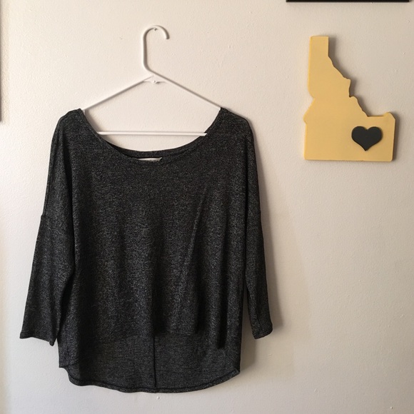 American eagle 3/4 sleeve dark shirt.