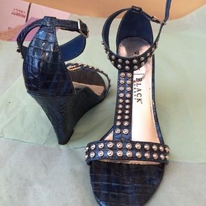 WHBM shoes size 7 1/2