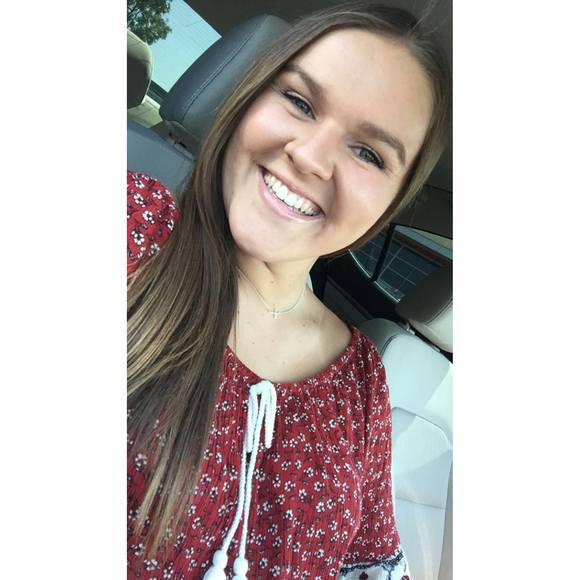 Meet your Posher, Hannah