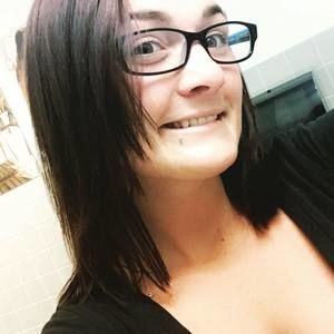 Meet your Posher, Becca