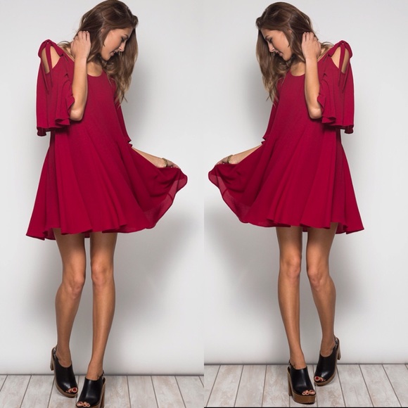 ❤️LAST-S❤️  Maroon Bow Shoulder Skater Dress - Picture 2 of 4