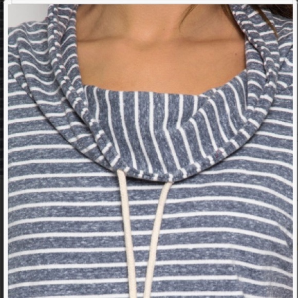 ❤️SMALL❤️ Striped Cowl Neck Drawstring Dress - Picture 3 of 4