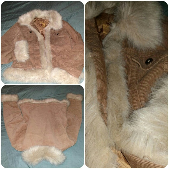 Fur lined coat - Picture 4 of 4