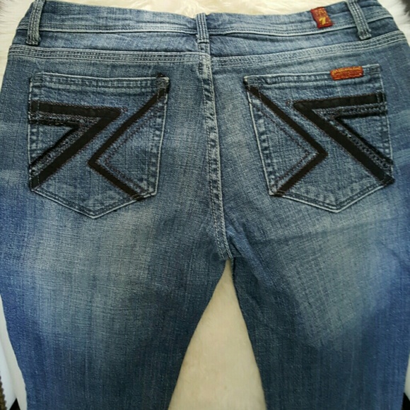 7 for all mankind