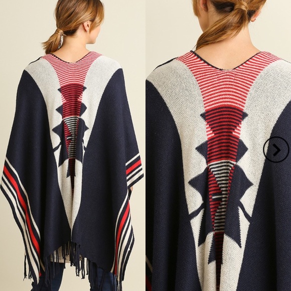 CCO Oversized Poncho Style Cardigan - Picture 3 of 4
