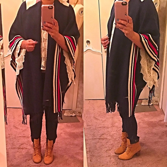 CCO Oversized Poncho Style Cardigan - Picture 4 of 4