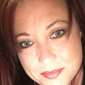 Meet your Posher, Misti