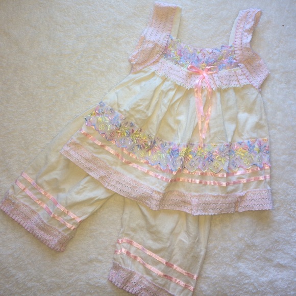 Cute floral two piece outfit