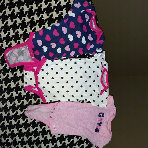3 onesies - only the pink  patterned one was worn