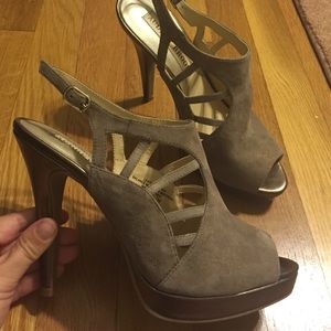 Audrey Brooke suede peep-toe pumps