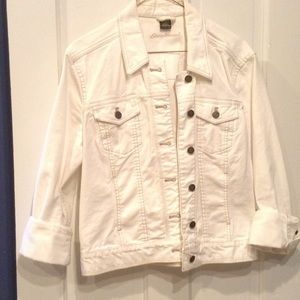 White denim jean jacket