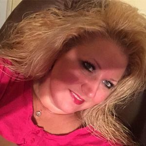 Meet your Posher, Regina