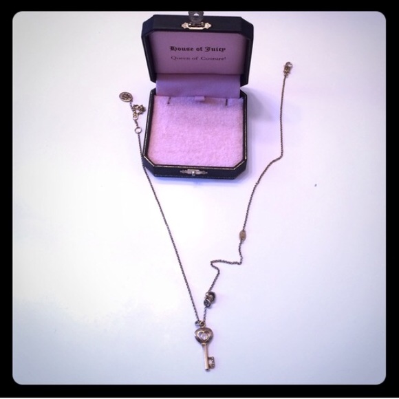 Juicy Couture Key necklace