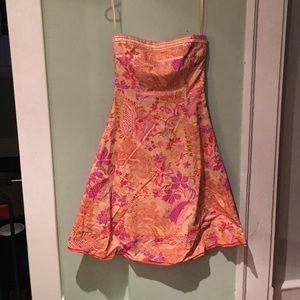 EUC Express strapless garden/summer dress. Size 2