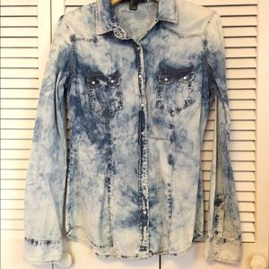 Forever 21 tie-dyed chambray shirt